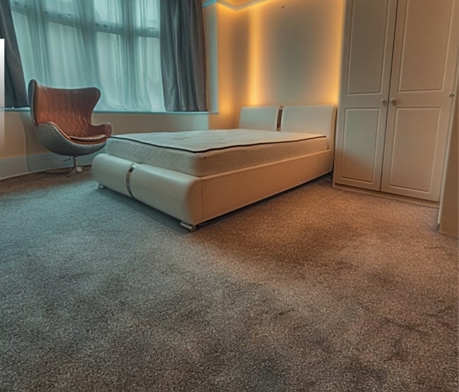 Big double bedroom  in Sutton for single pers Main Photo