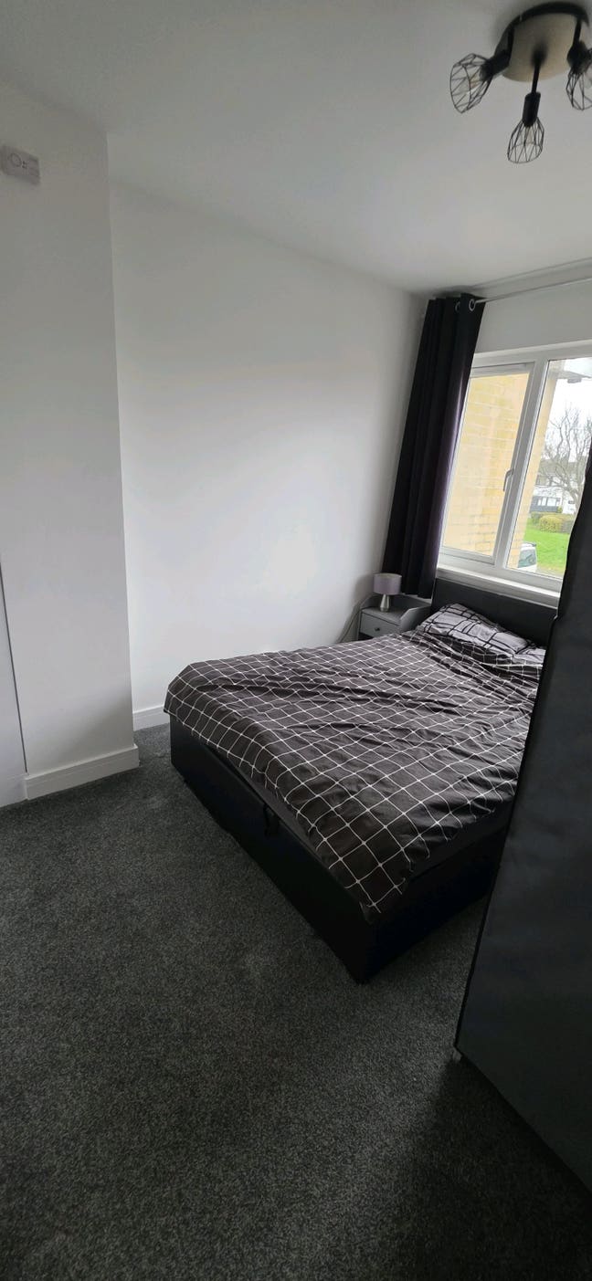 Double room to rent. Bills included  Main Photo
