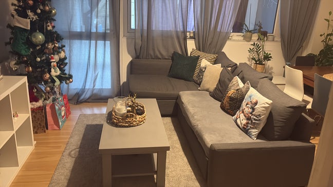 Beautiful room Main Photo