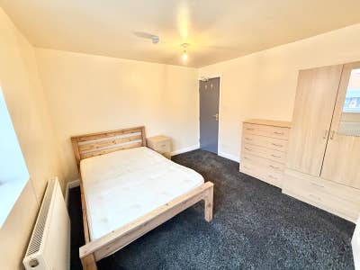 Supported Accommodation in Birmingham! Move Today  Main Photo