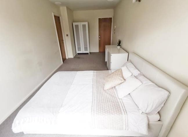 ✨Double Ensuite Room Near Bromley South Station Main Photo