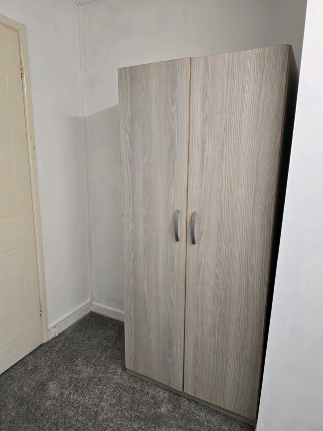 Furnished Room near IKEA Main Photo