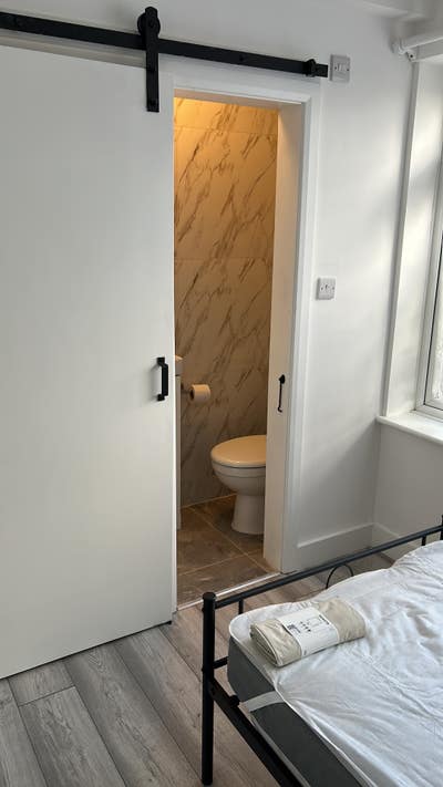 6 ensuite room  HMO property in Stokenchurch Main Photo