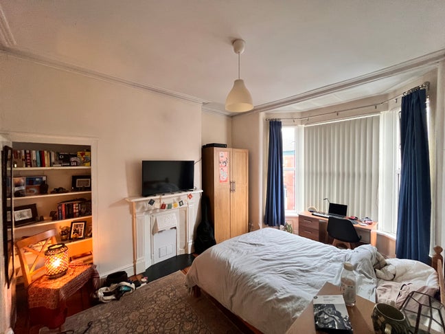 Bedroom in 4 Bed Houseshare, Greenbank Rd Main Photo