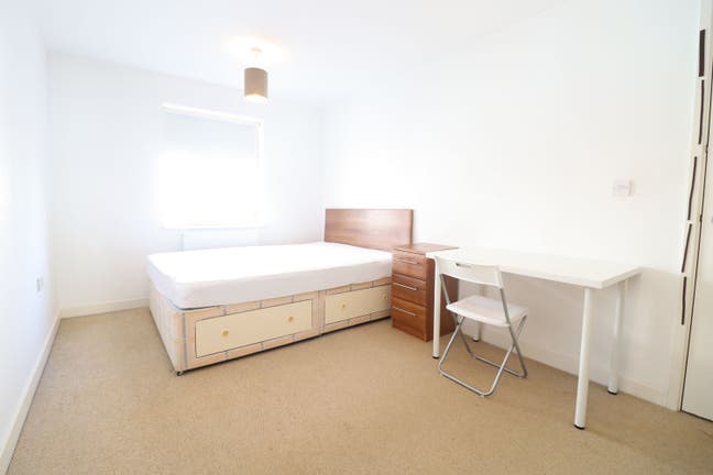 Ensuite Double (Couple Allow), Zone 1, Bermondsey  Main Photo