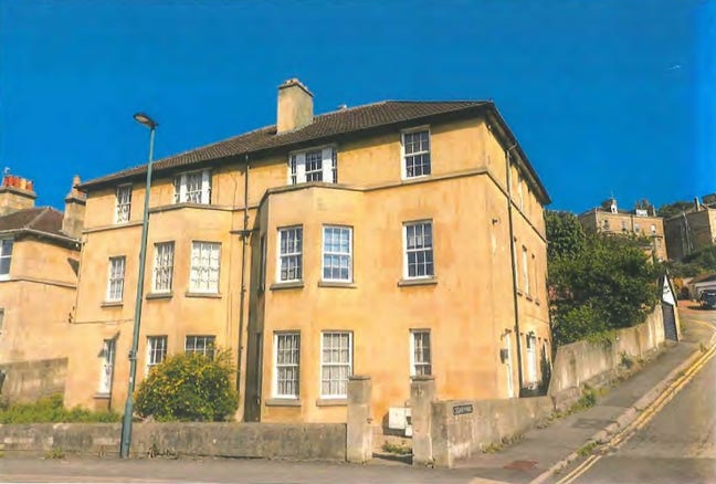 Studio Flat Main Photo