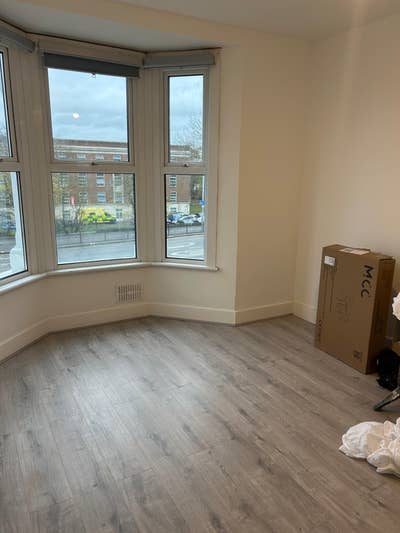 2 bedroom Flat E17 (Available now) Main Photo