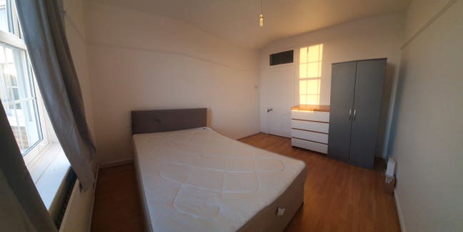 1 room available furnished bills included  Main Photo