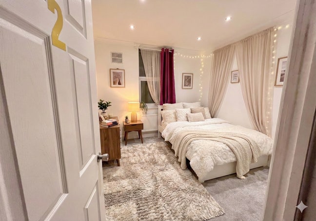 2 Quiet Rooms - Friendly Area & Close to Tube Main Photo