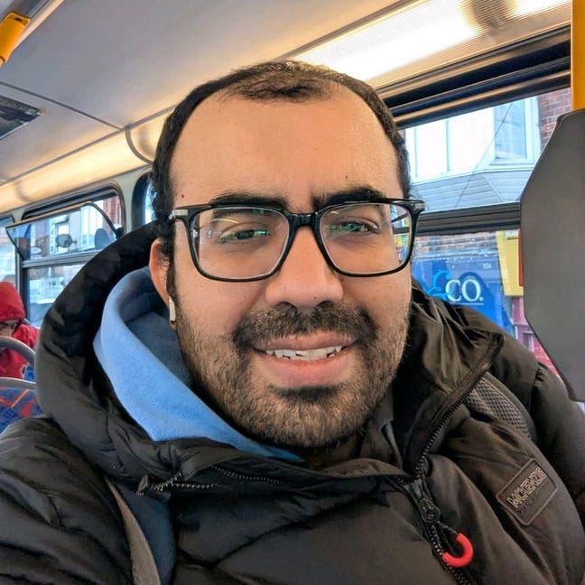 Professional Male seeks a single or double room Main Photo