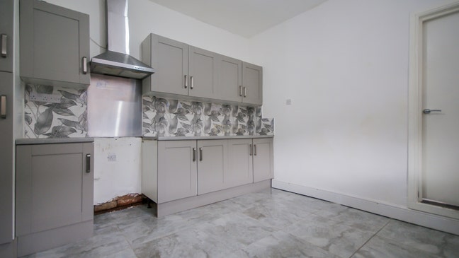 3 Bedroom 1 Bathroom House Main Photo