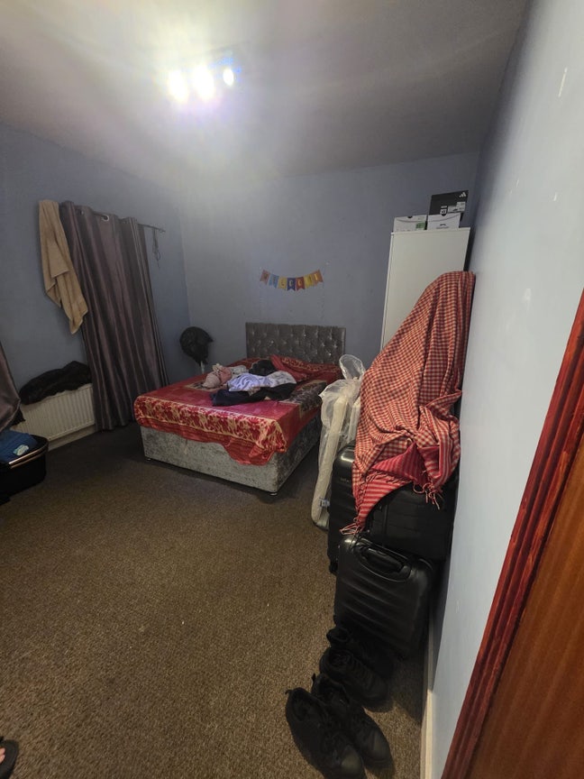 Large double room Main Photo