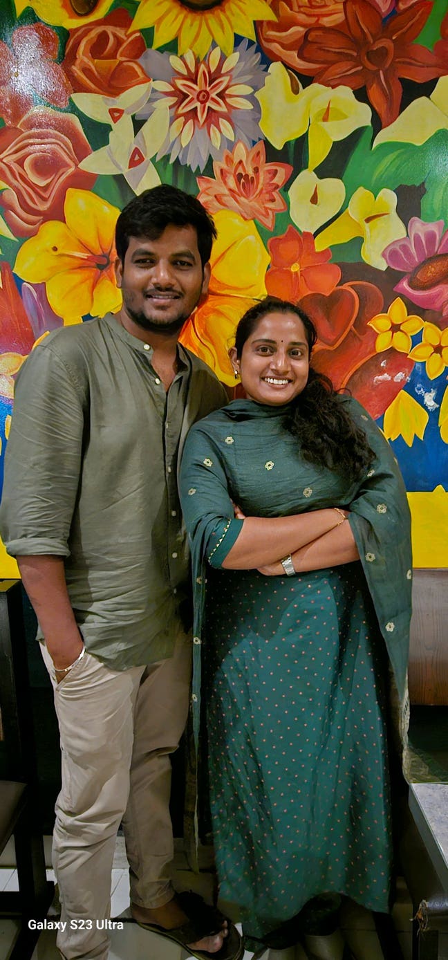 Couple seeks double room Main Photo