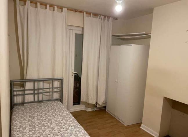 Spacious & Cosy Double Room for Rent in CR4 1SG Main Photo