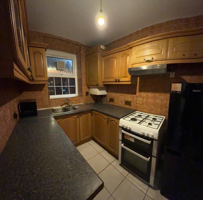 Haggerston, E2, Well Kept 4 Bedroom Apartment Main Photo