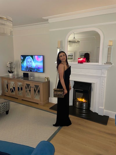 22 Irish girl - looking for all girls flat Main Photo