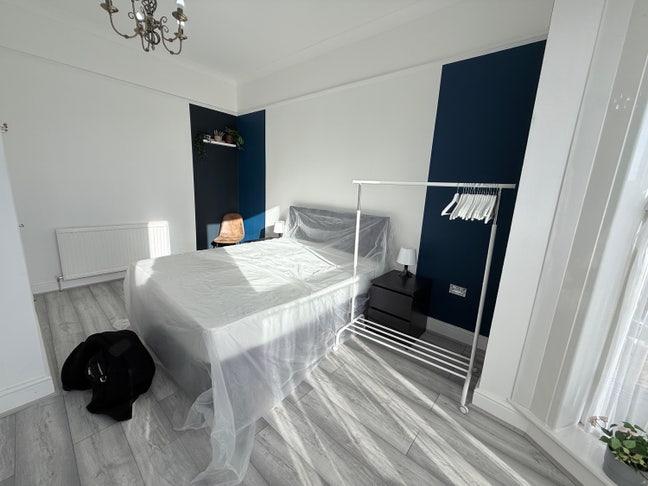 Choice of 9 Rooms starting at £800pcm Main Photo