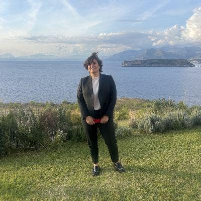 Room wanted for 1 year Jan -Dec 2026 Main Photo