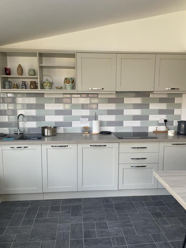 Double Room In Quiet Area Main Photo