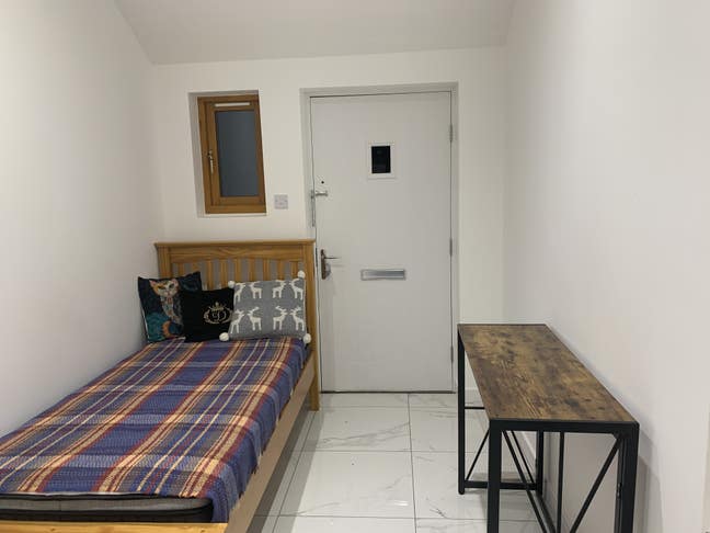 New garage Conversion Room to Let - Botley, Oxford Main Photo