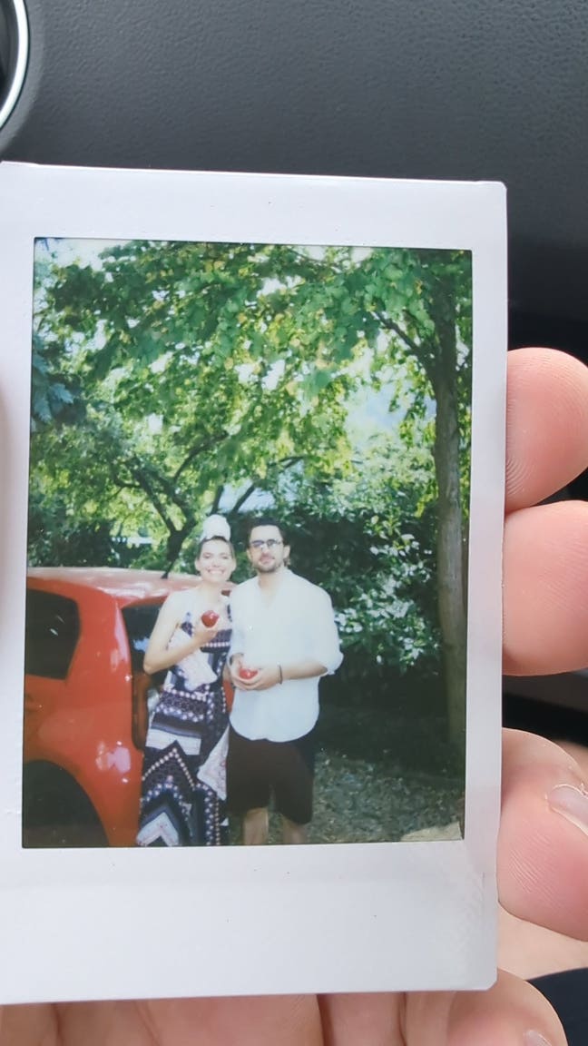 Couple or a single person Wanted  Main Photo