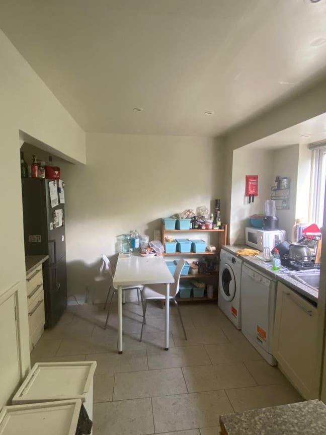 Two rooms in friendly house in Whitechapel Main Photo