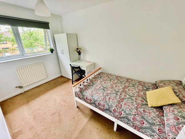 Mudchute Station - All bills included Main Photo