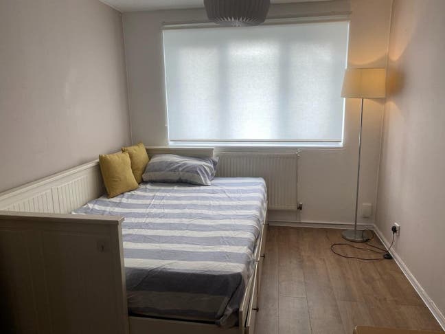 Large Double Room To Let in Stratford  Main Photo