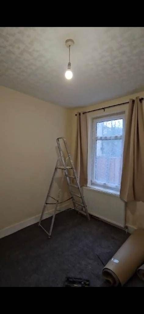 Spacious double room to rent in East ham, E6  Main Photo