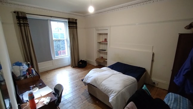 Room available for Rent Main Photo