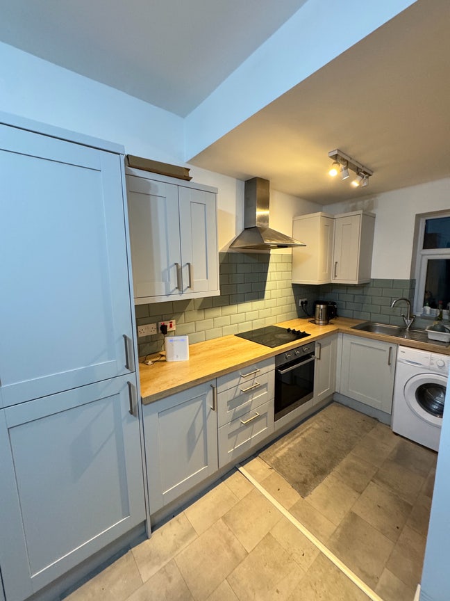 Double Room for Let Main Photo