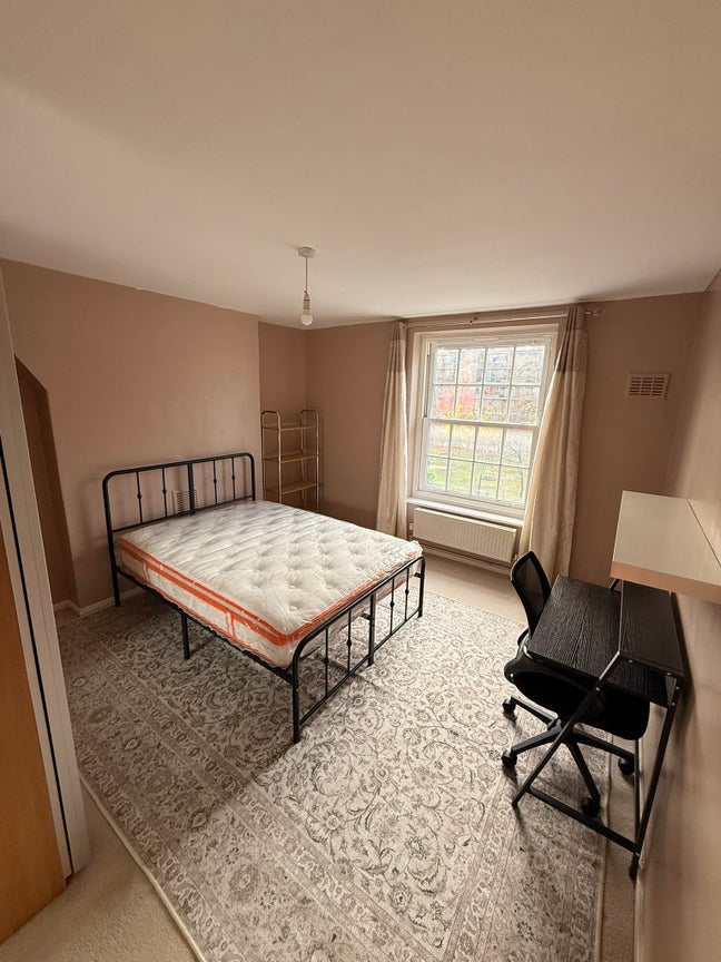 Two Double Rooms Available in Vauxhall (SE11) Main Photo