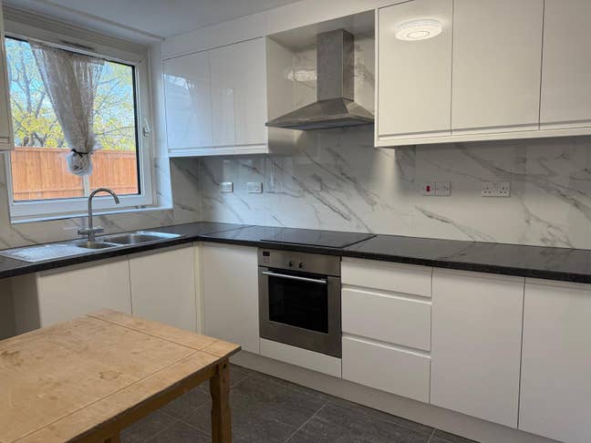 Rooms in Lnewly Refubished Flat Main Photo