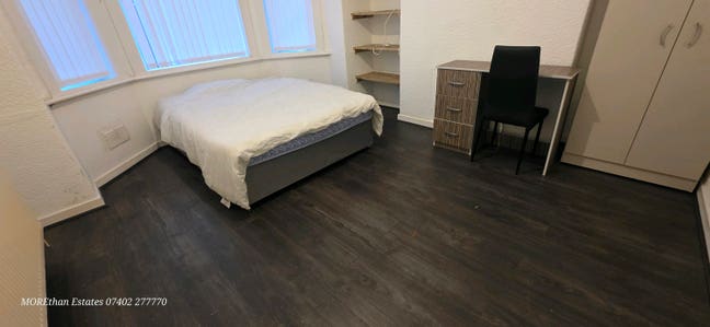 4 bed house close to city,hospital,uni,transport Main Photo