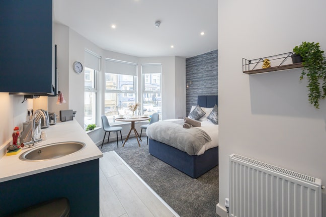 Studio apartments suitable for short and long term Main Photo