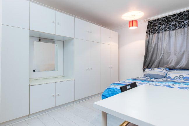 ✨ Bright Double Room In Canary Wharf / £850 PCM  Main Photo