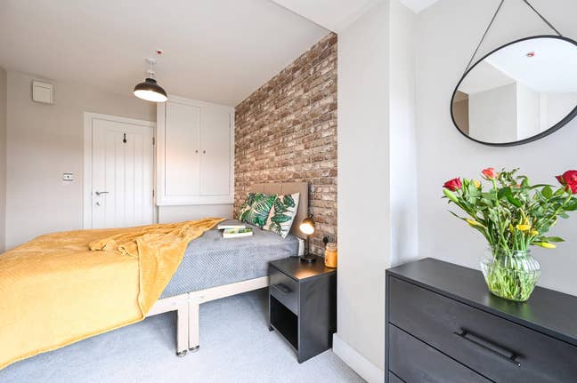 Double Room Available – North Road, Cardiff Main Photo