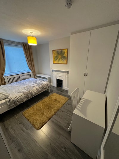 1 Double bedroom for rent W5 Main Photo