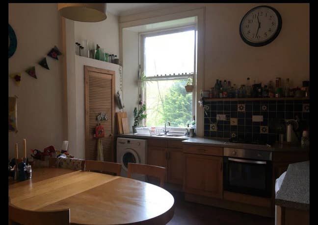 Room available in quiet Marchmont flatshare Main Photo