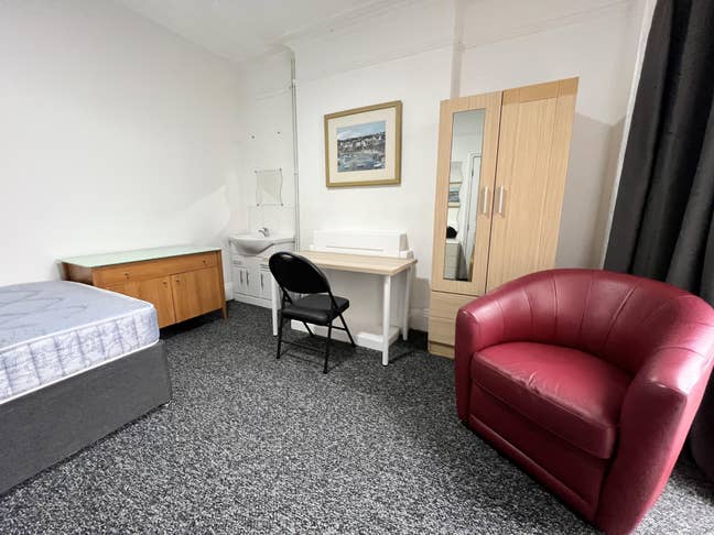 Video! Large room JLR BHX Heartlands Business Park Main Photo