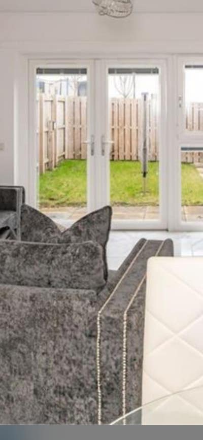 Double bedroom in a nice flat. Main Photo