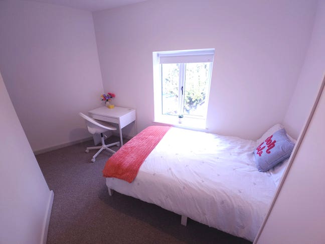 Rooms for rent available! Main Photo