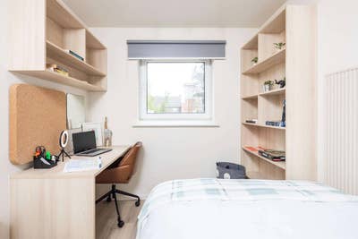 Tenancy takeover Reason moving to other city Main Photo