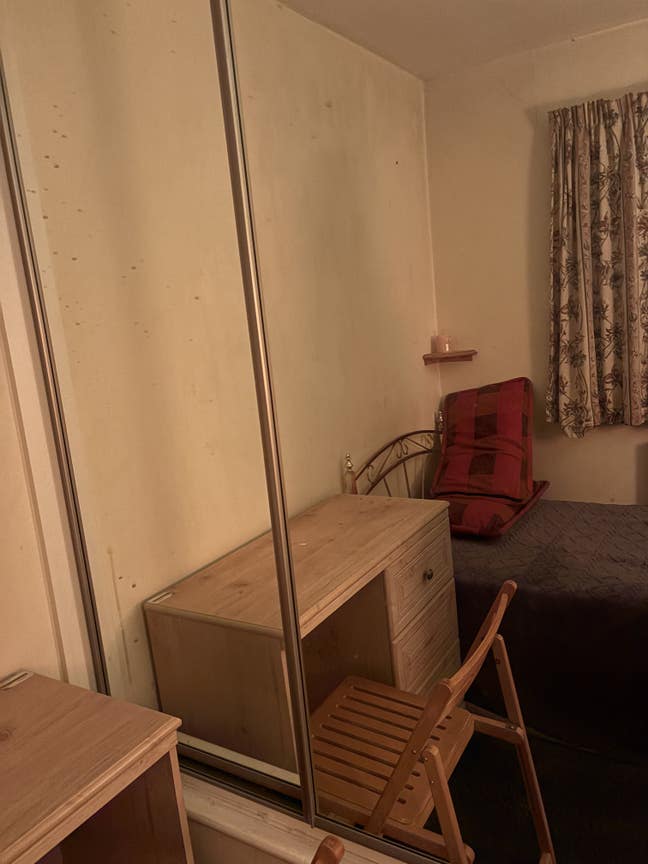 Single room Main Photo