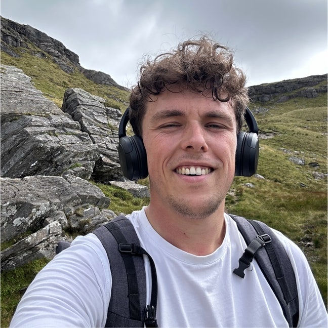 Professional Male seeks a double room Main Photo