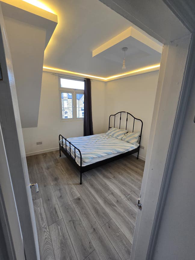 1 bedroom flat Main Photo