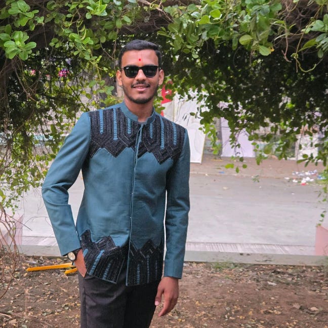 I am a student of Oxford brooks university, a... Main Photo