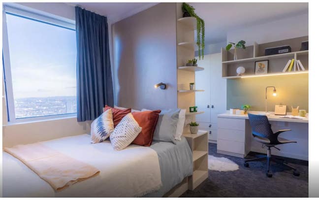 Penthouse Studio Plus Contract Takeover – IQ Vega Main Photo