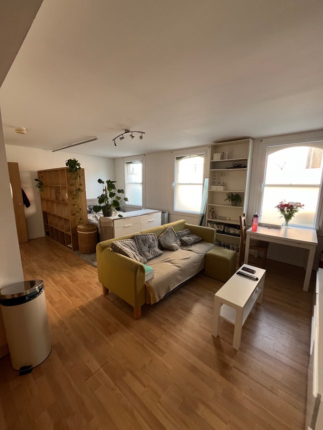 Large Studio in Brixton / Clapham Main Photo
