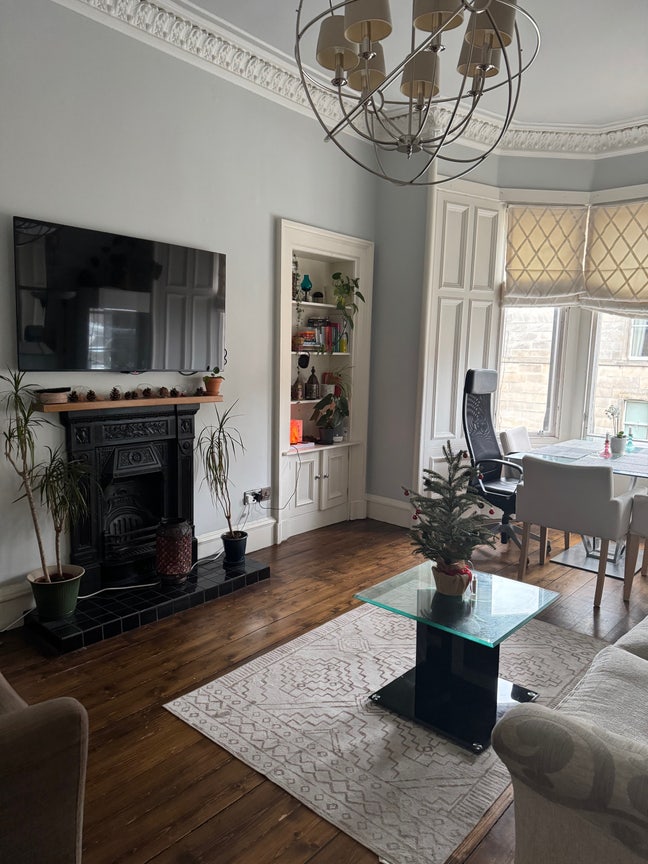Room in lovely Stockbridge flat available  Main Photo